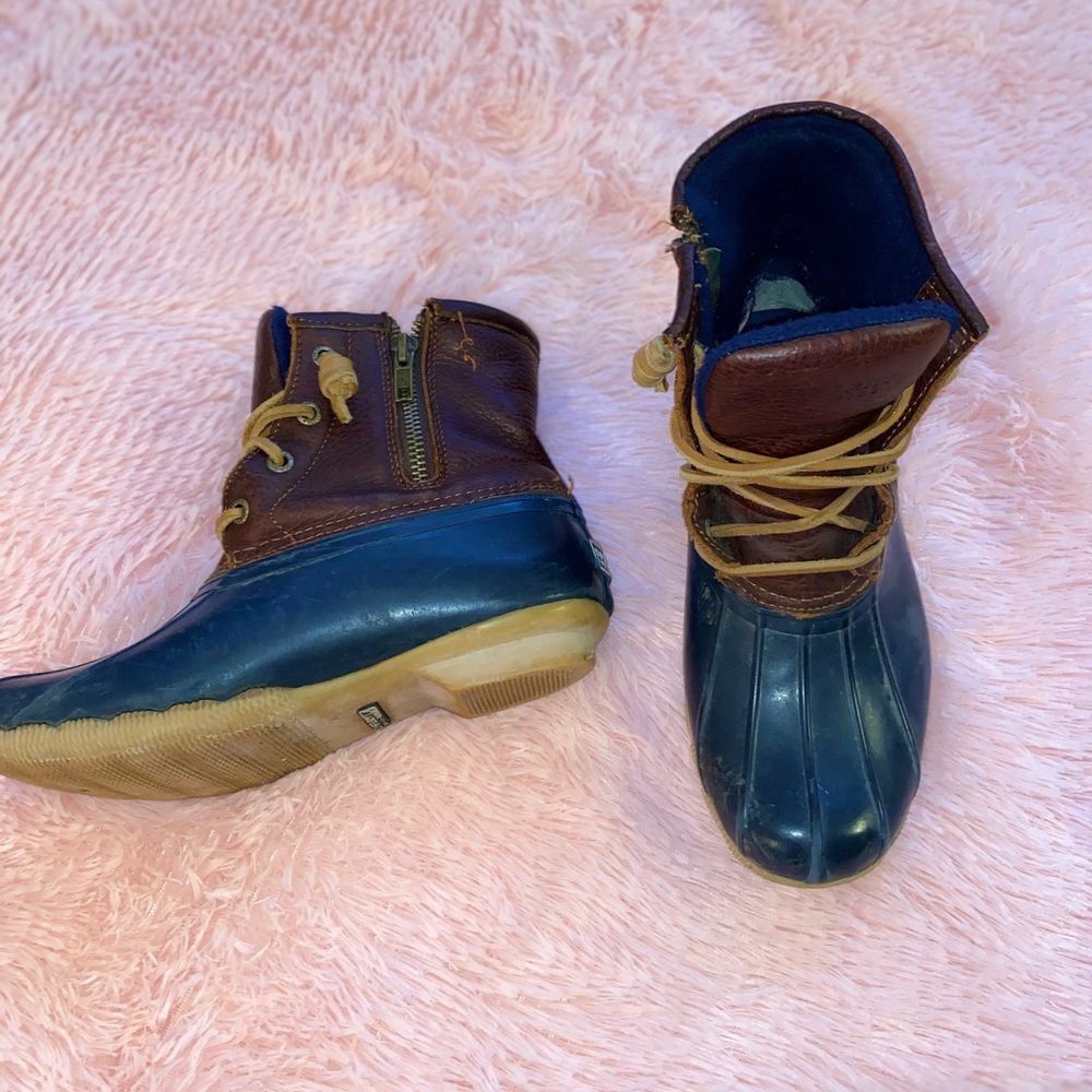 Sperry boots